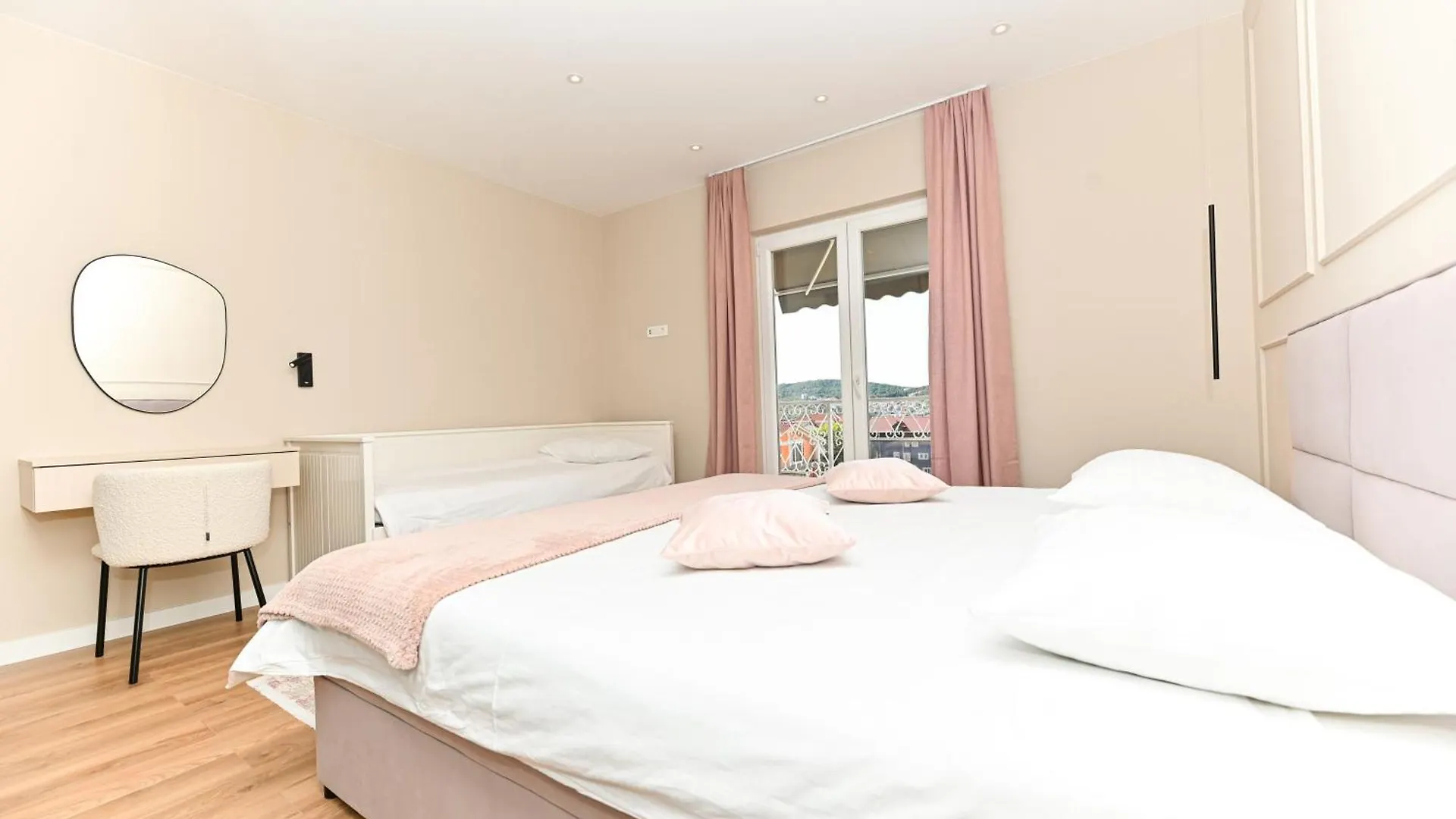 Apartment Dajana Feeling Of Home Trogir