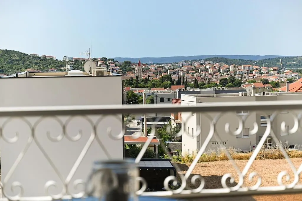 Apartment Dajana Feeling Of Home Trogir 0*,