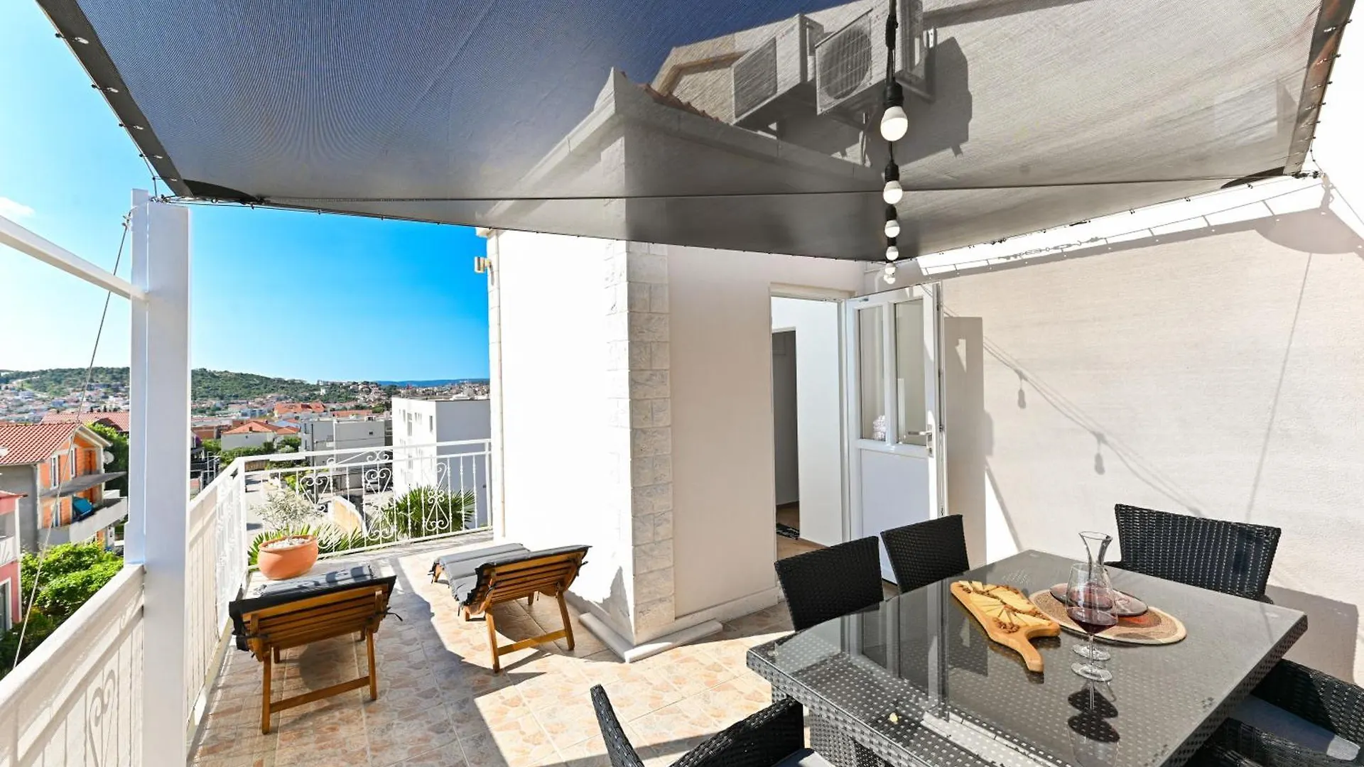 Apartment Dajana Feeling Of Home Trogir